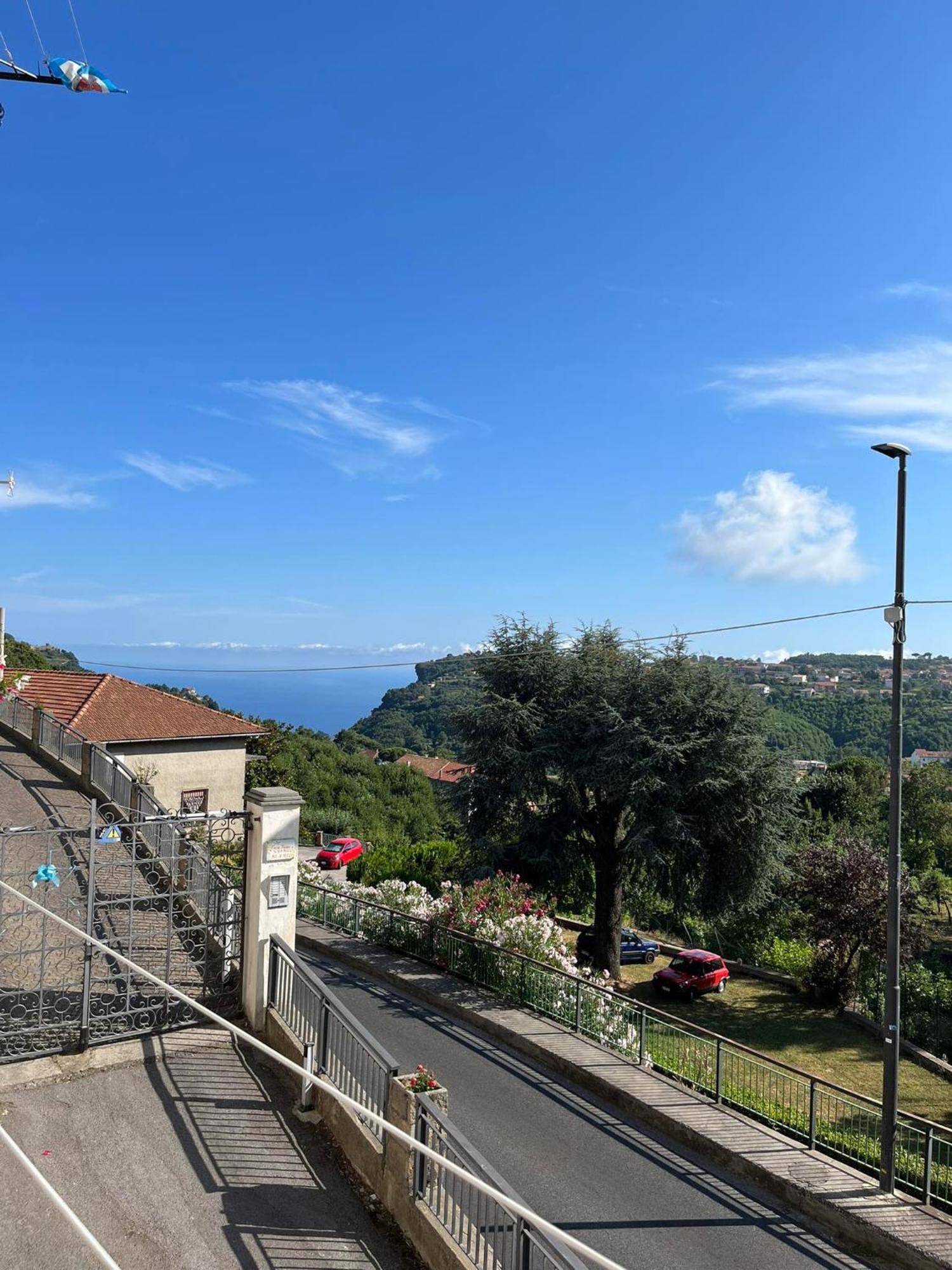 Bed and Breakfast Il Borgo Аджерола Экстерьер фото